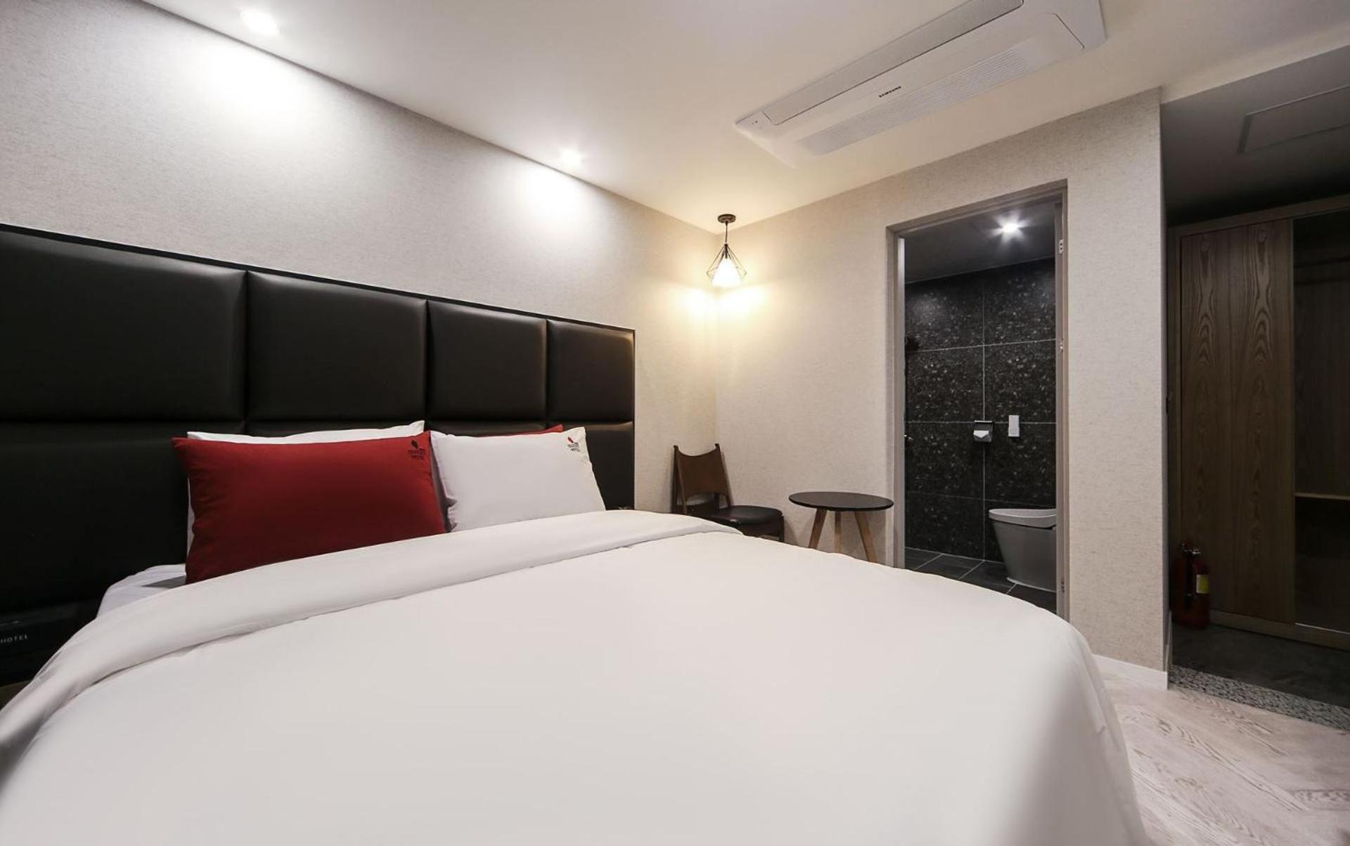 Maron Hotel Nampo Busan Bagian luar foto
